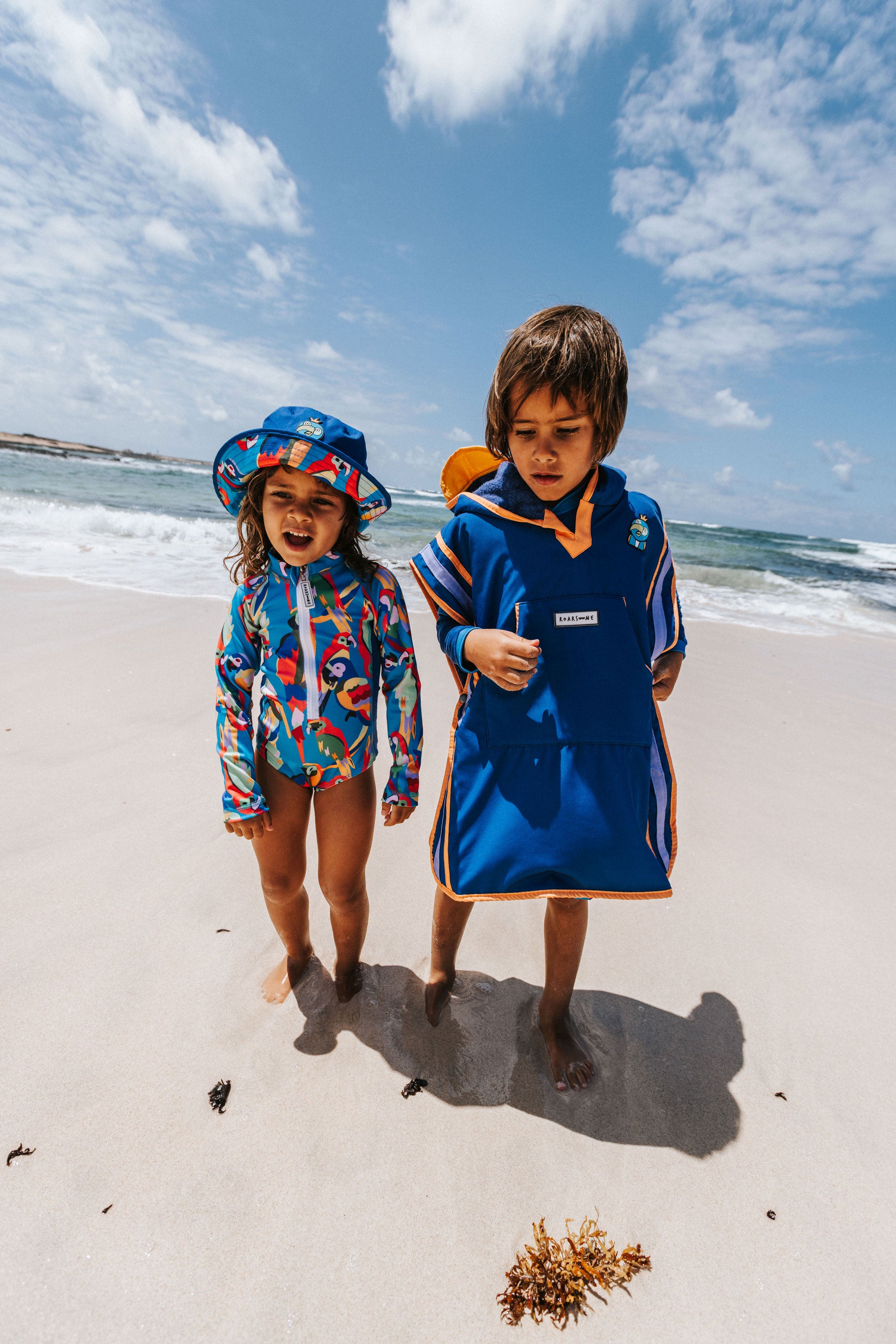 Squawk the Parrot - Kids Poncho Towel
