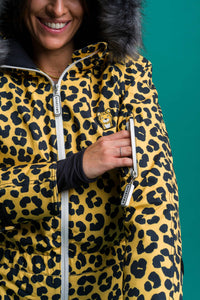 Dash the Leopard - Women's Skiwear